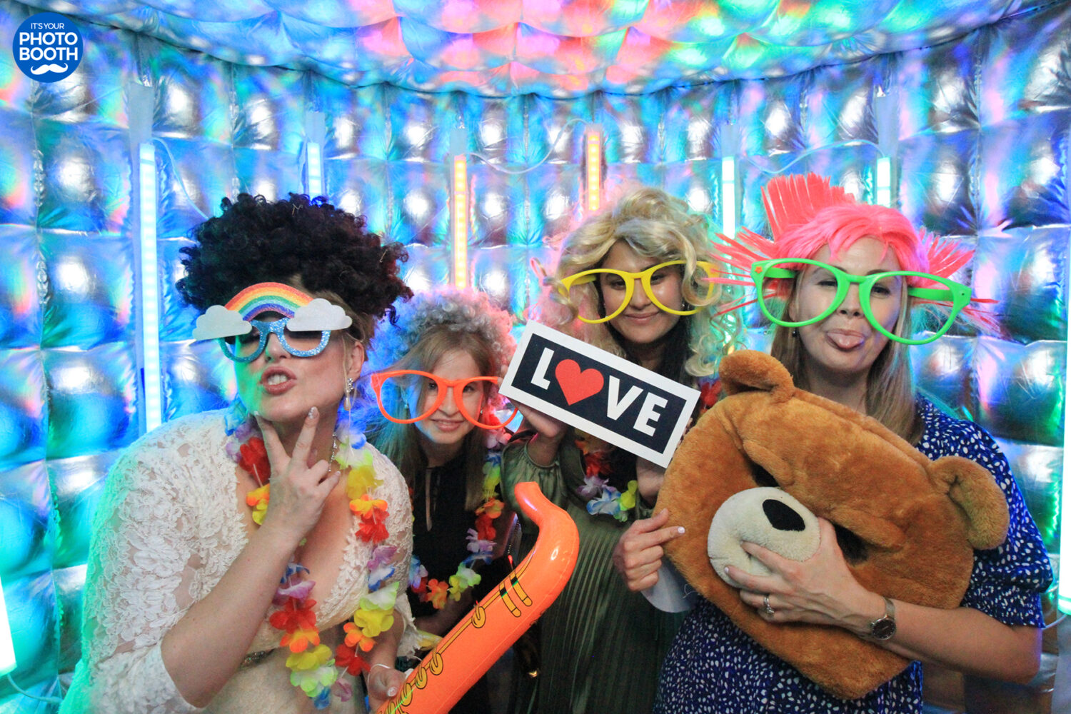 It's Your Photo Booth Fun 5* Inflatable Photo Booth Hire