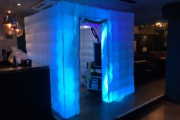 photo booth hire near me